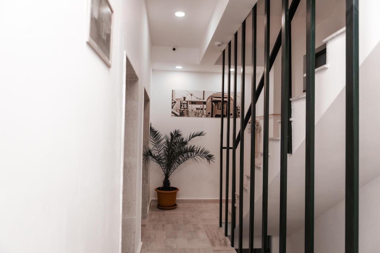 Puzzle Apartaments&Studios Craiova Ngoại thất bức ảnh